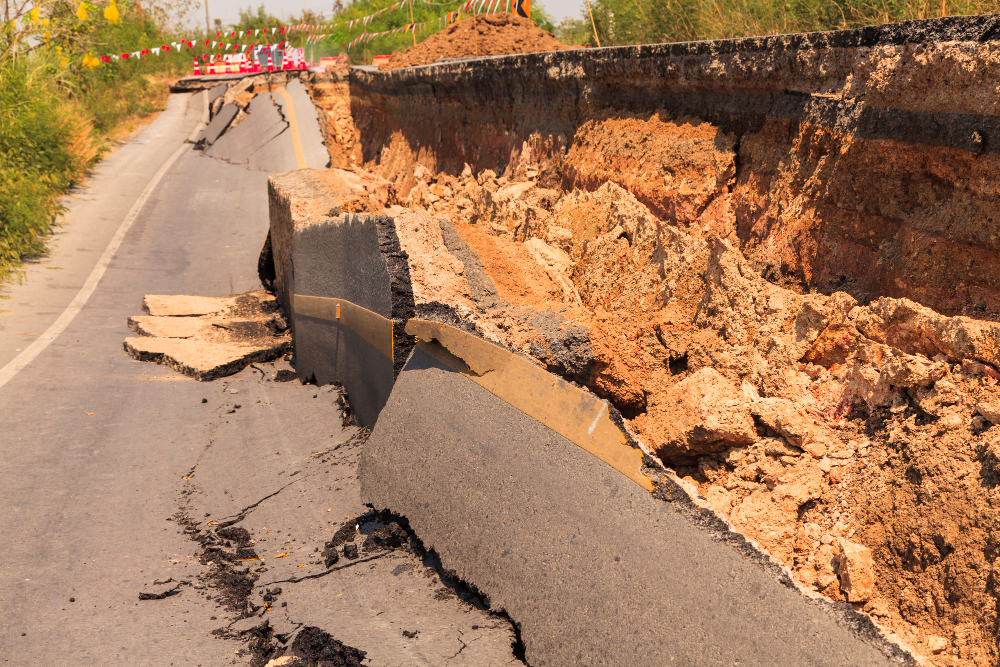 Sinkholes Damage Insurance Claims: How to Get Your Insurance Company to Pay