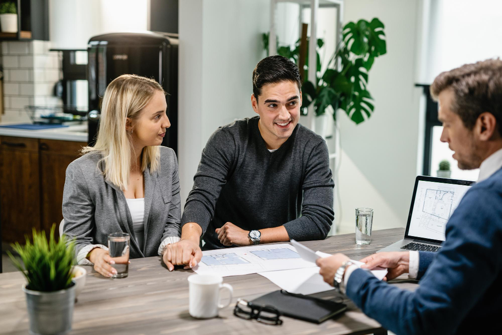 Essential Tips for Hiring an Insurance Loss Adjuster