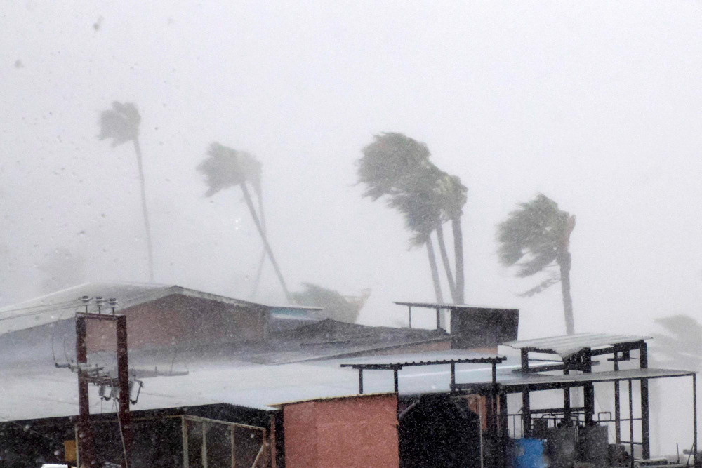 Wind Damage? Hiring the Best Insurance Claims Adjuster in Orlando, FL for Maximum Benefits