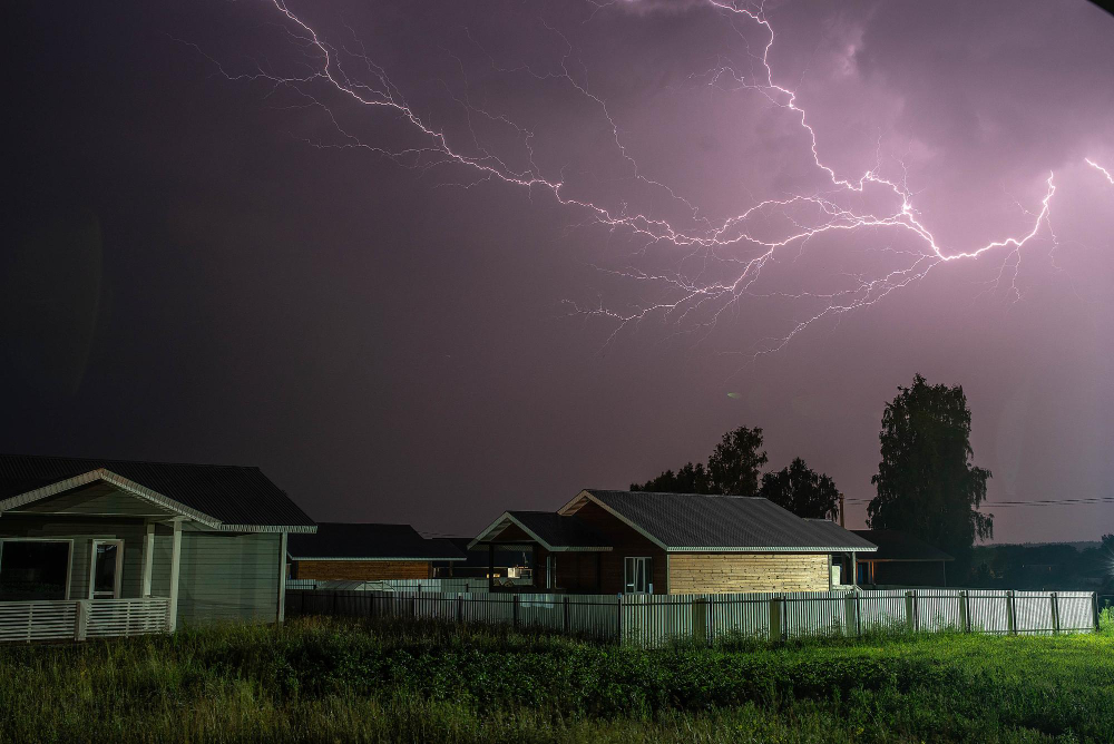 How to Handle Lightning Damage Claims with Your Insurance Company