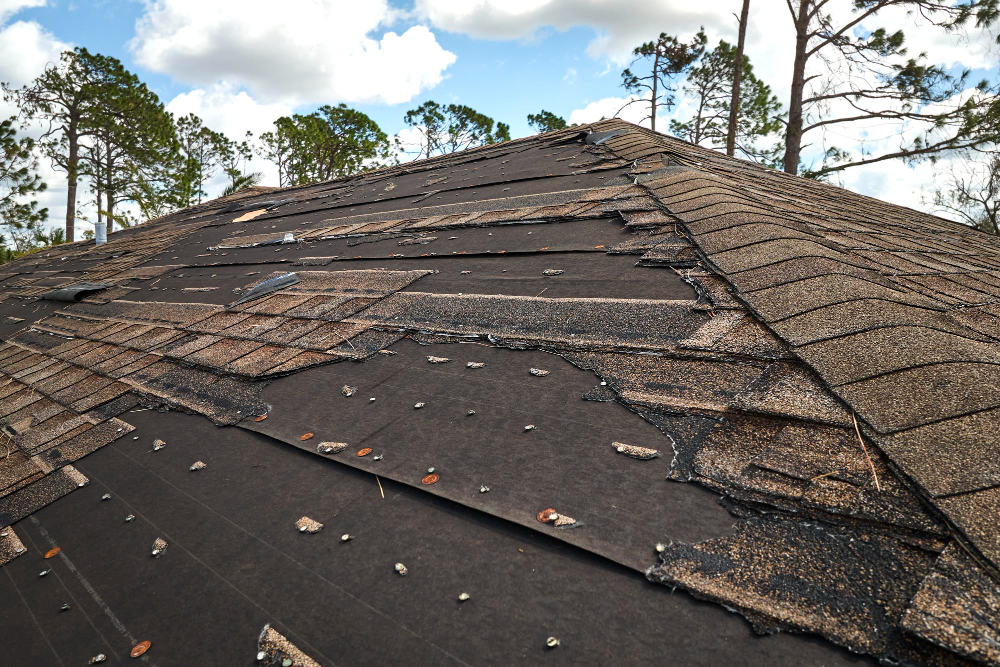 Filing Insurance Claim for Roof Damage and Obtaining the Right Compensation