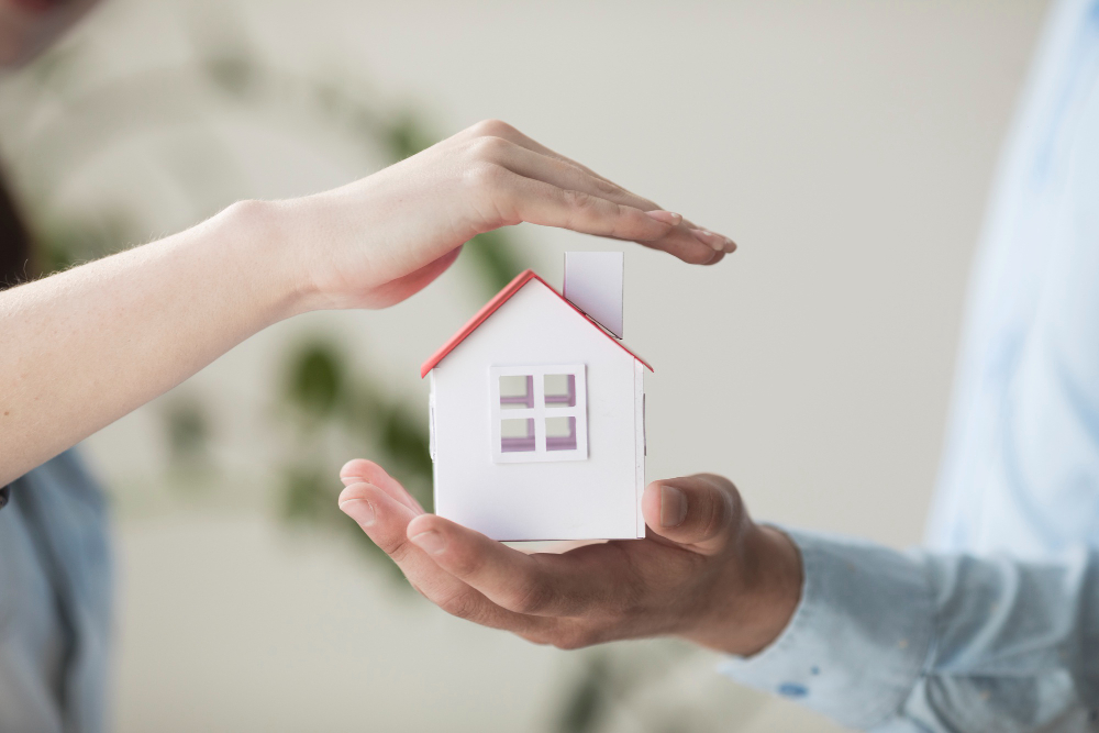 The Homeowners Insurance Guide to Understanding What's Covered After a Disaster