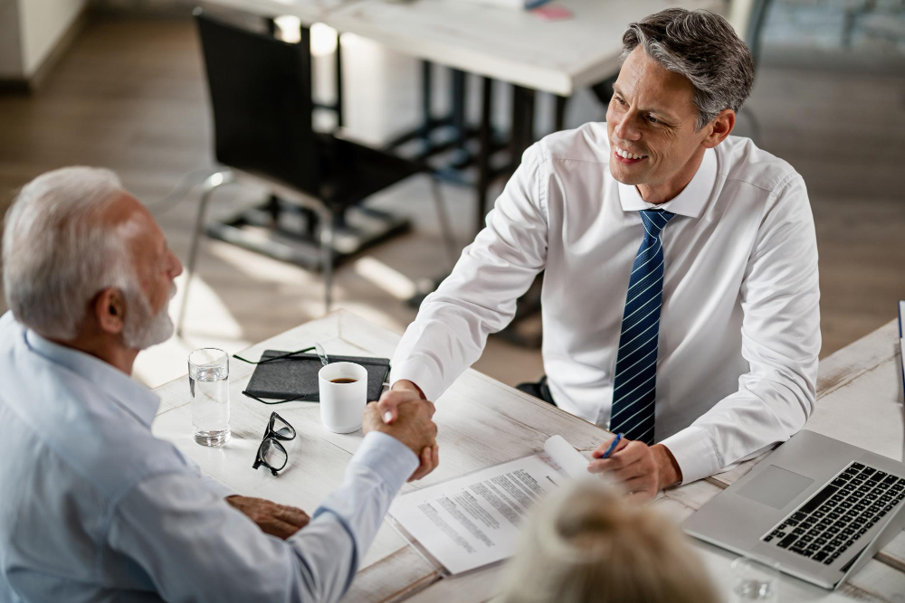 A Guide to Hiring an Insurance Loss Adjuster for your Business' Damage Claims