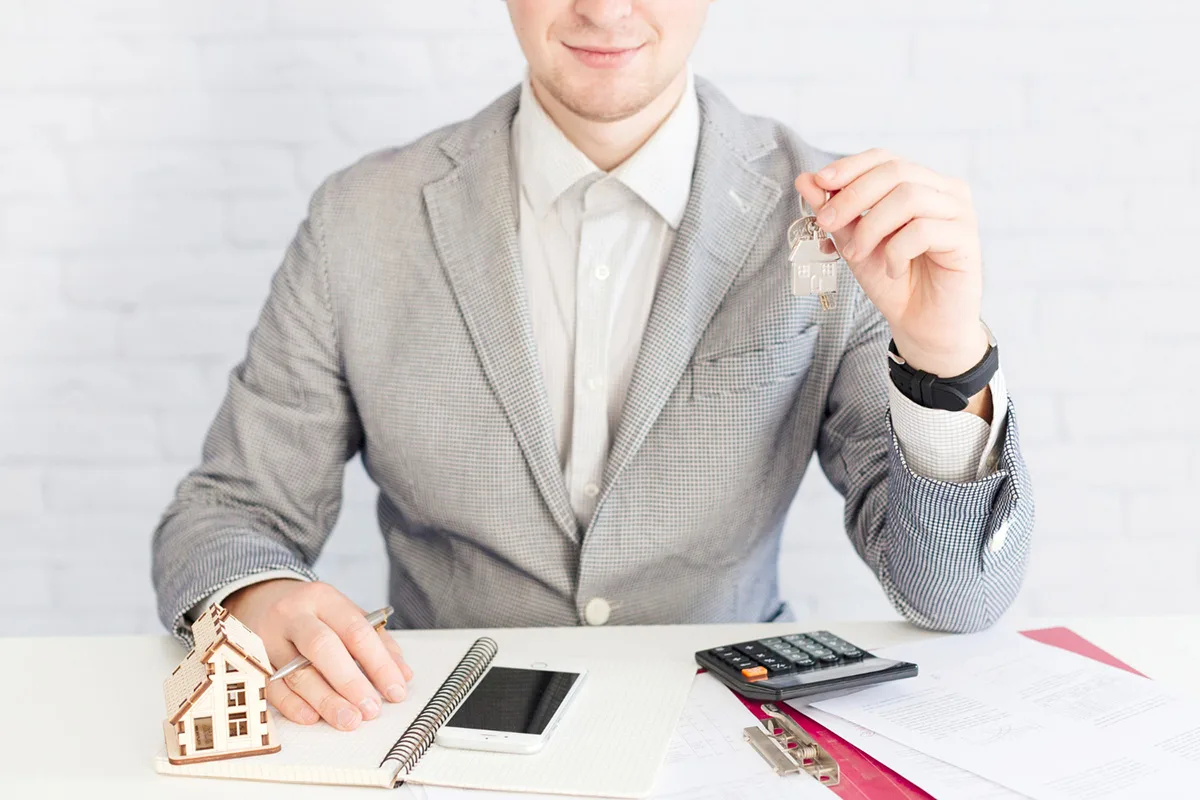 What You Should Know about Property Claims Insurance Adjusters