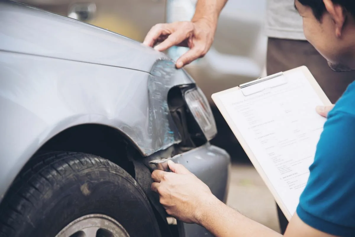 The Distinction Between Public and Independent Insurance Claims Adjusters