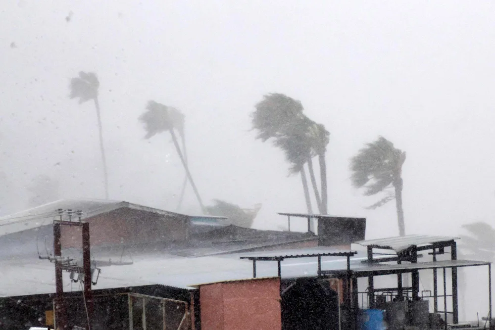 Wind Damage? Hiring the Best Insurance Claims Adjuster in Orlando, FL for Maximum Benefits